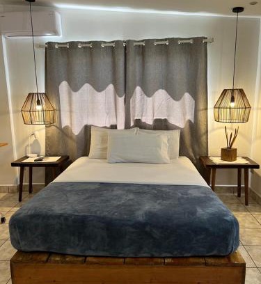 San Salvador Bed & Breakfast | Cinco Hotel B&B