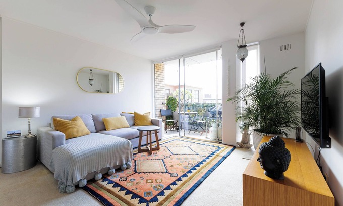 Bronte Apartment | City/Beach escape in Bronte