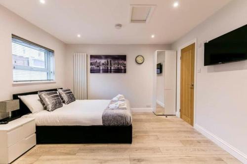 Mill Road Apartment | City CB1 Studio Just Off Mill Rd, Close To Train Station - Walk to Station and City Centre