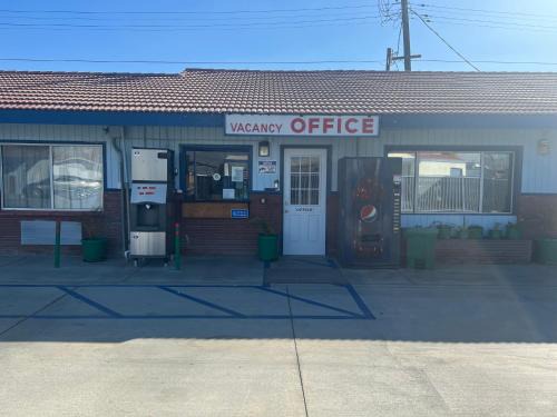 Indio Hotel | City Center Motel Indio