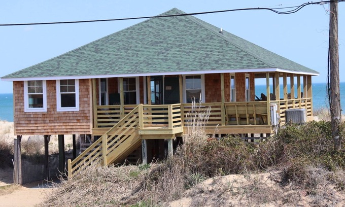 Kitty Hawk Cottage | CLASSIC 1935 OCEANFRONT BEACH COTTAGE