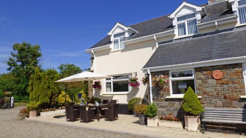Kilgetty House | Clayford Cottage