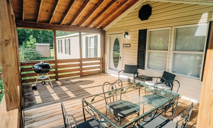 Ruffin House | Clean, charming, and spacious 3-bedroom house in Walterboro with WiFi and AC