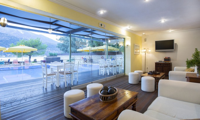 Geni House | Cleopatra Beach Hotel