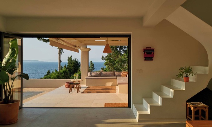 Lakka House | Clifftop Sunset Retreat nr Lakka,Paxos,private, short walk to village & beaches