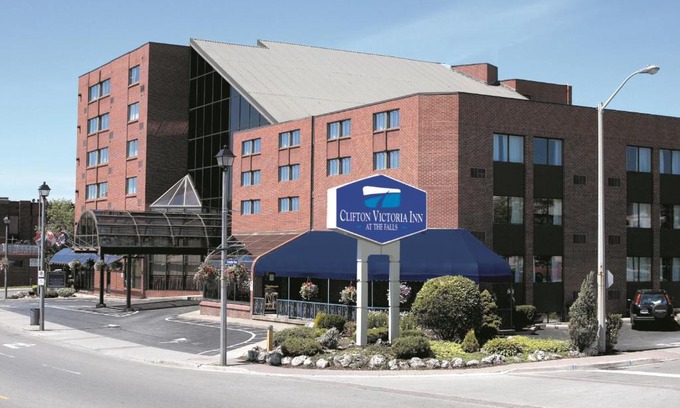 Niagara Falls Hotel | Clifton Victoria Inn at the Falls