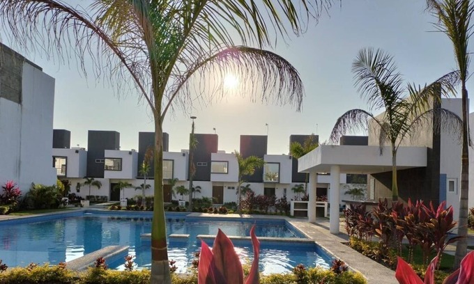 Mezcales House | Close to the beach with swimming pool