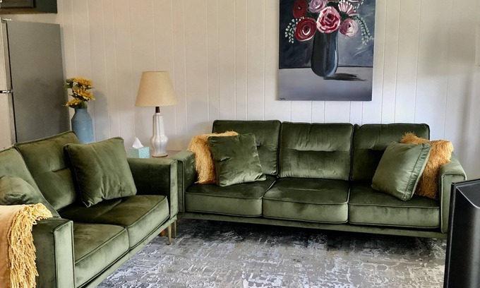 Johnson City House | Close to everything with all the comforts of home.