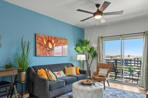 Desert View Village Apartment | Close to Mayo Hospital - Desert Ridge - Pool - Fitness Center - Parking - S431