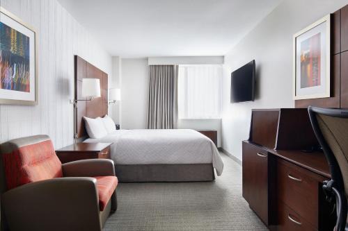 Financial District Hotel | Club Quarters Hotel Embarcadero, San Francisco