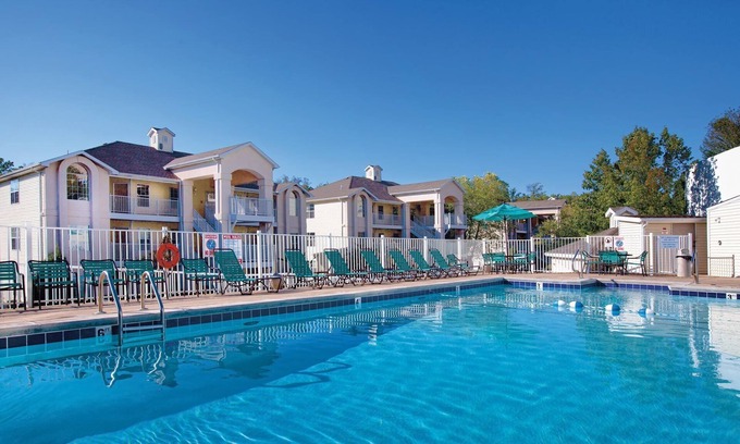 Branson Hotel | Club Wyndham Branson at The Falls