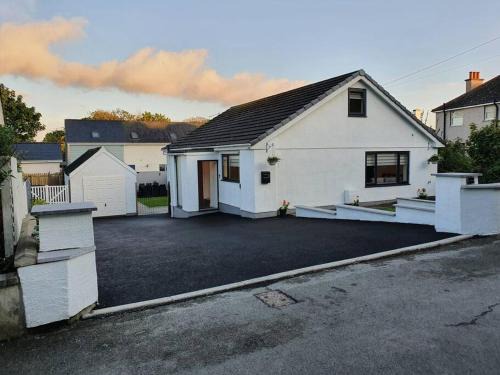 Trearddur Bay Villa | Clydfan No 1 Trearddur Road