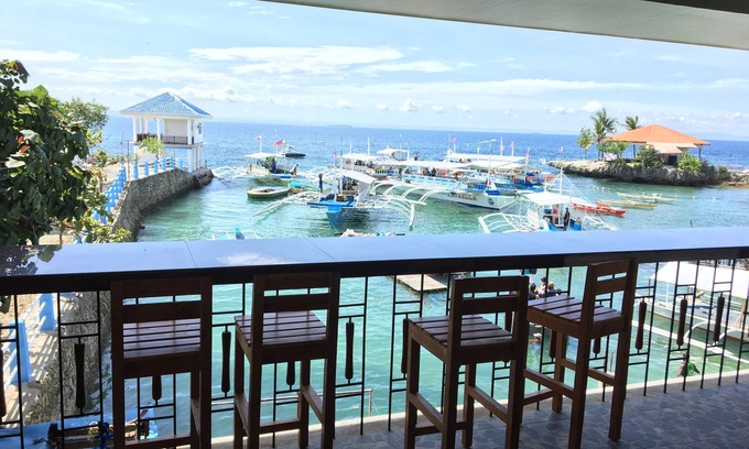 Lapu-Lapu Hotel | CNC DIVE RESORT
