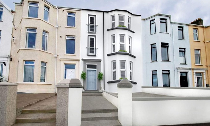 Portrush Apartment | Coast & City - Eglinton Street