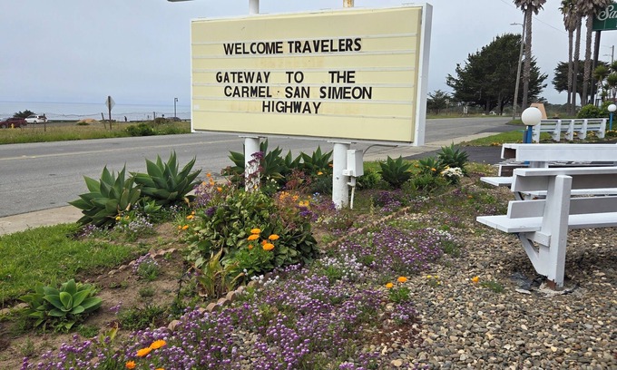 San Simeon Hotel | Coast Riders Inn