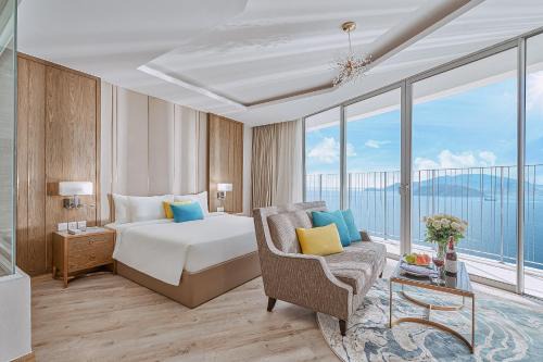 Tran Phu Beach Apartment | Coastal Charm Panorama Bayview