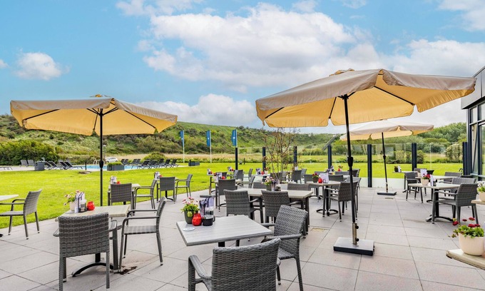 Westkapelle Hotel | Coastal Comfort with Outdoor Pool, E-Bike Trails & Sunny Deck Lounging