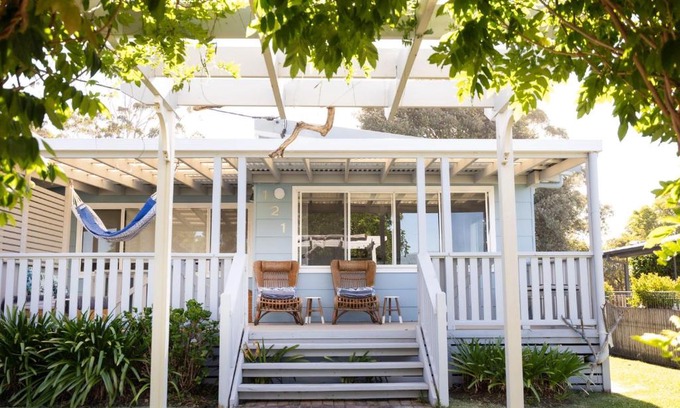 Narrawallee House | Coastal Cottage