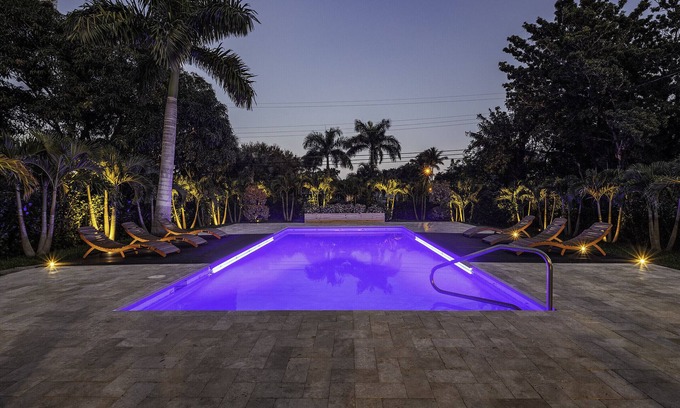 Lake Clarke Shores House | Coastal Entertaining Pool House Near Everything