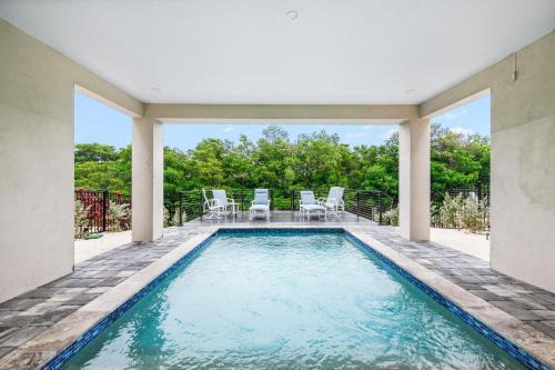 Cortez House | Coastal Escape at Hunter's Point