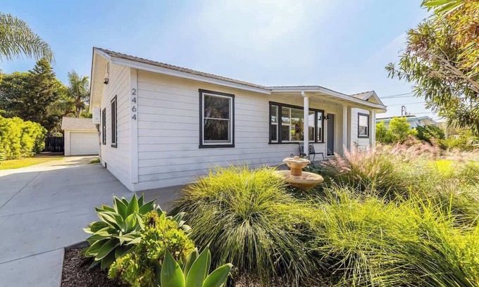 Carlsbad Village House | Coastal Palm Haven - With Hot Tub