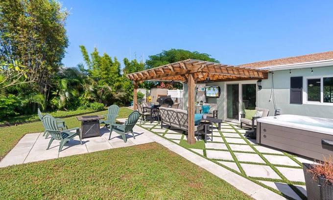 North Palm Beach House | Coastal Retreat