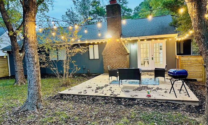 Charlotte House | Coastal Retreat Near Pineville/CLT 3BD 2BTH
