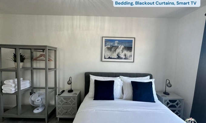 Porthcawl Apartment | COASTAL RETREAT Town Centre Entire Property, Very Close to Sea & Restaurants, 2 King Size Beds