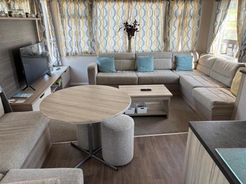 Aberystwyth House | Coastal Serenity Escape Clarach Bay Sea Viev Modern 2019 model No Pets