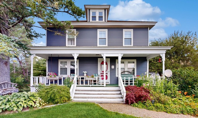 East Sullivan House | Coastal Serenity Retreat with Ocean Views, Spacious Porch and Modern Comforts
