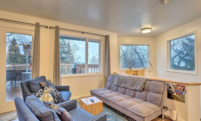 South Addition Apartment | Coastal-View Apartment Near Downtown Anchorage!