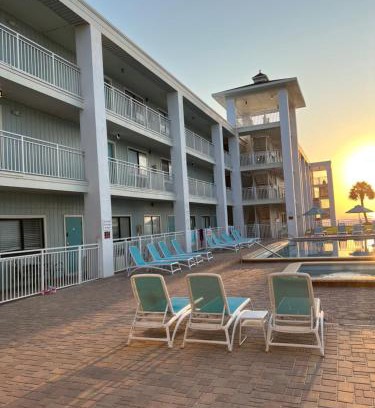 New Smyrna Beach Apartment | Coastal Waters 209