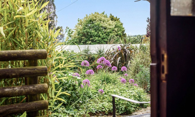 Mount Cottage | Cobble Cottage - One Bedroom Cottage, Sleeps 2