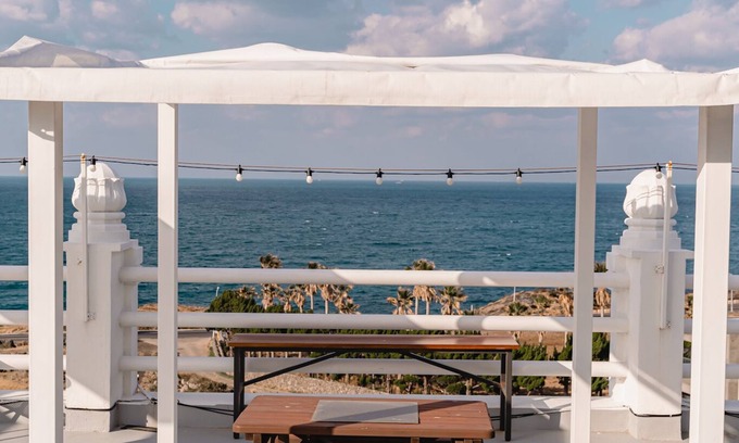 Aewol Hotel | Cocoon Hotel