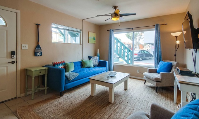 South Mission Beach Condo | Cohasset Condo 1