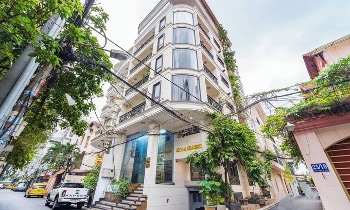 Tan Binh Hotel | Collection O Havana Airport Hotel