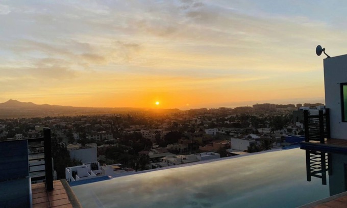 Downtown Cabo San Lucas Hotel | Collection O Morgan City Center, Los Cabos