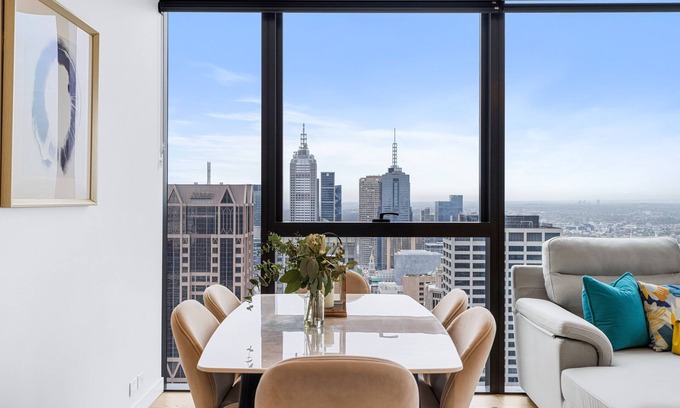Melbourne Central Business District Apartment | Collins House Apartments by CLLIX
