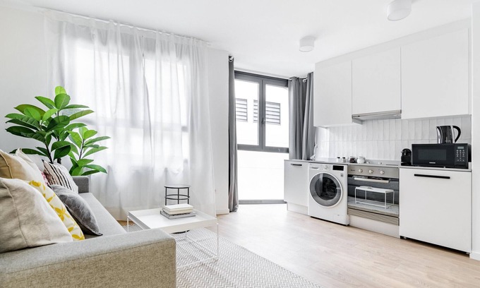 San Diego Apartment | Color Apartments by Olala Homes