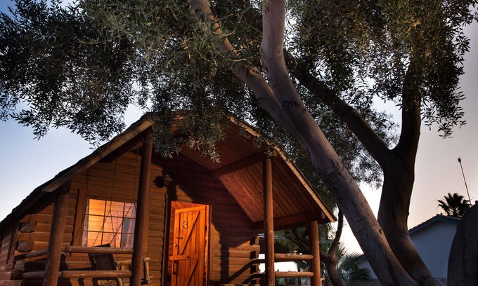 Ehrenberg Cabin | Colorado River Rustic Cabin Rental Sleeps 4