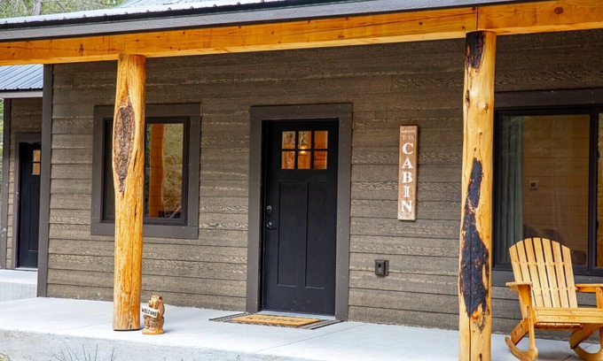 Columbia Falls Cabin | Columbia Falls Cabin