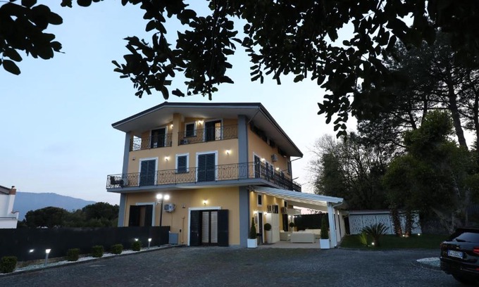 Mount Vesuvius - Pompei Bed & Breakfast | Come a Casa Bed And Breakfast