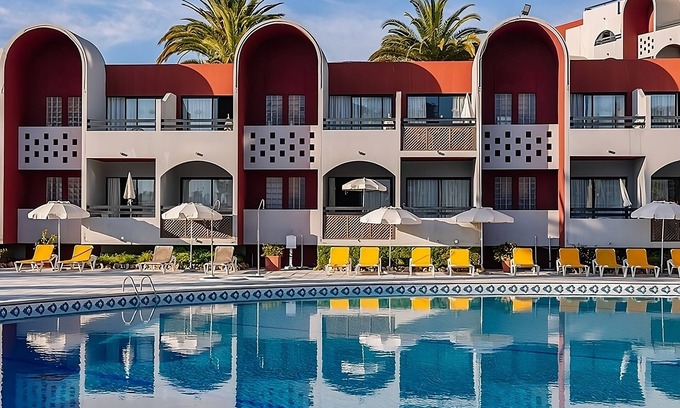 Areias de Sao Joao Hotel | Comfort and Relaxation! Full Kitchen, 2 Outdoor Pools, Spa, Free Parking!