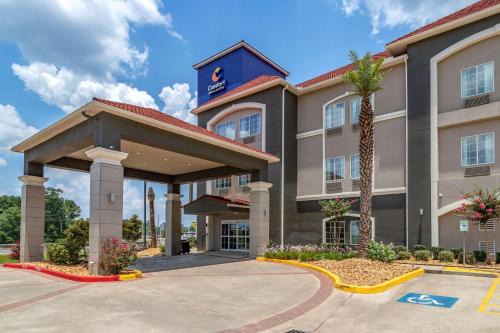 Cleveland Hotel | Comfort Inn & Suites Cleveland TX