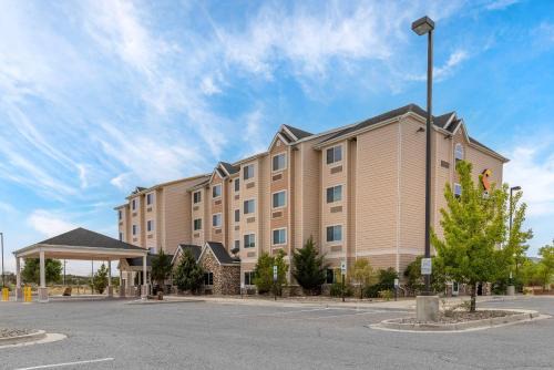 Aztec Hotel | Comfort Inn & Suites