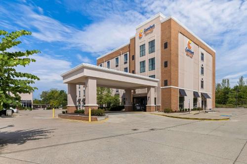 Kedron Hotel | Comfort Suites Columbia I-65