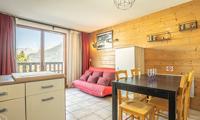 Aussois Apartment | Comfortable duplex apartment at the foot of the slopes for 6 people