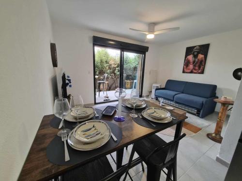 Roches Grises Apartment | Comfortable ground floor apartment - terrace - parking