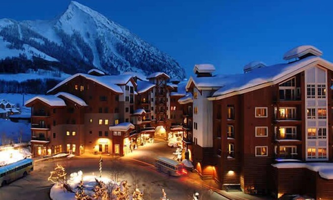 Crested Butte Condo | Comfortable King Hotel Room on the top Floor, Best Location on the Mtn!