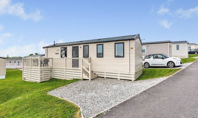Hewas Water House | Comfortable spacious caravan with one double and two twin.